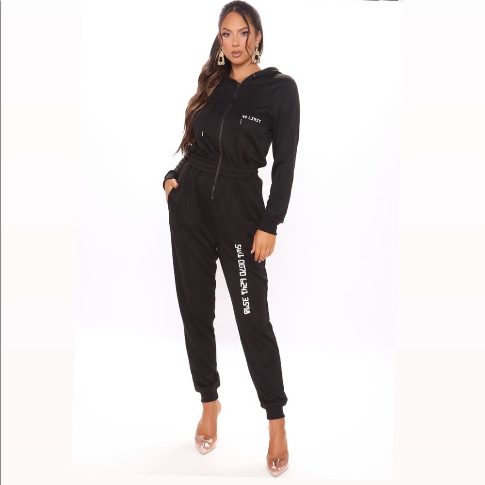 New Fashion nova jumpsuit